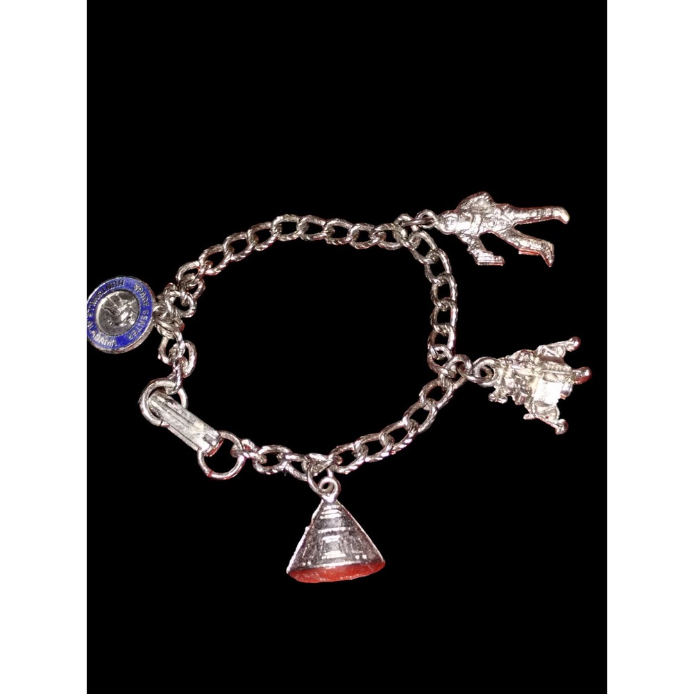 Rare Huntsville Alabama space center charm bracelet